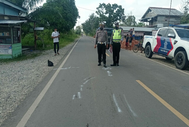 Sepasang Remaja: Tewas Akibat Kecelakaan Maut