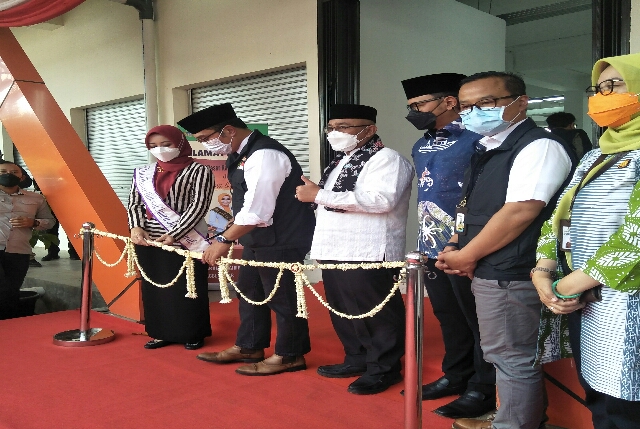 Gubernur Jabar: Resmikan Pasar Rakyat Murah