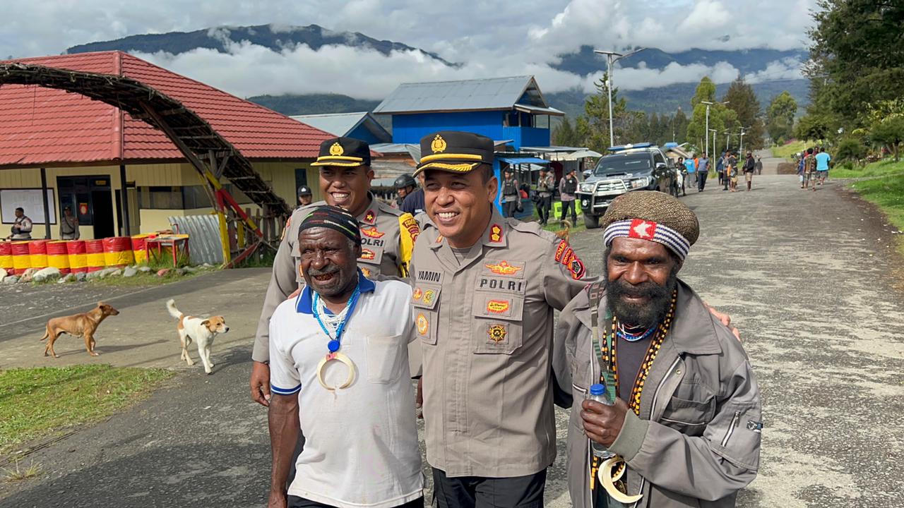 Polri dan Papua Persaudaraan Yang Tak Dapat di Pisahkan