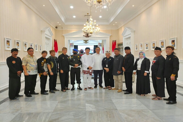 Memperingati 1 Muharram: Kandaga Urang Sunda Mengadakan Pawai Obor