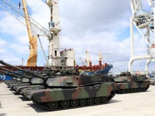 Moskow: Tidak Gentar Tank Abrams AS Tiba di Ukraina