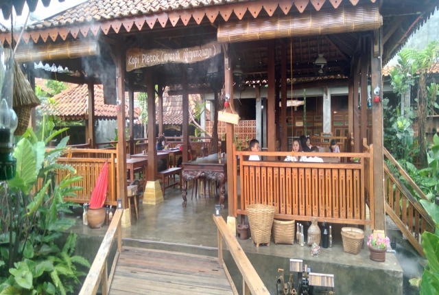 Tempat Makan
