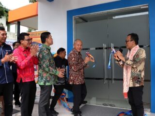 Kampus Jolly Roger Internasional Diresmikan Bupati Banyumas dan Wamenaker