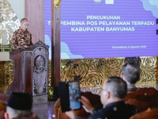 Bupati Sadewo Kukuhkan 47 Anggota Tim Pembina Posyandu Kabupaten Banyumas