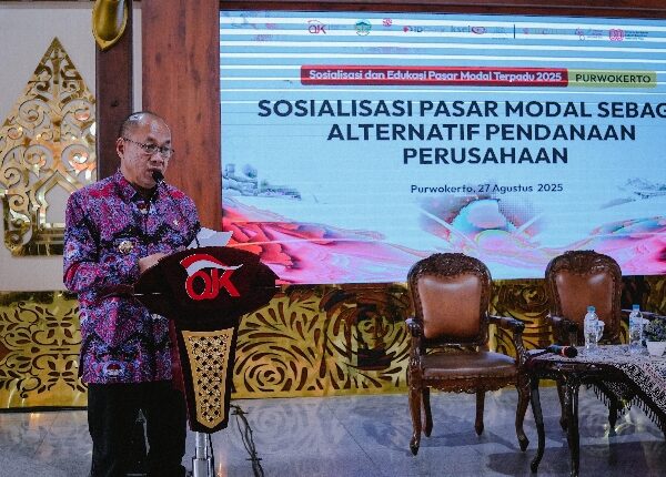 Bupati Banyumas Sadewo Tri Lastiono Buka Kegiatan Sosialisasi Pasar Modal