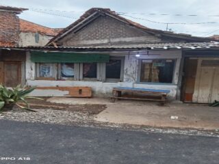 Antara Gedung dan Gubuk Penerima Bansos PKH, BPNT, Sembako